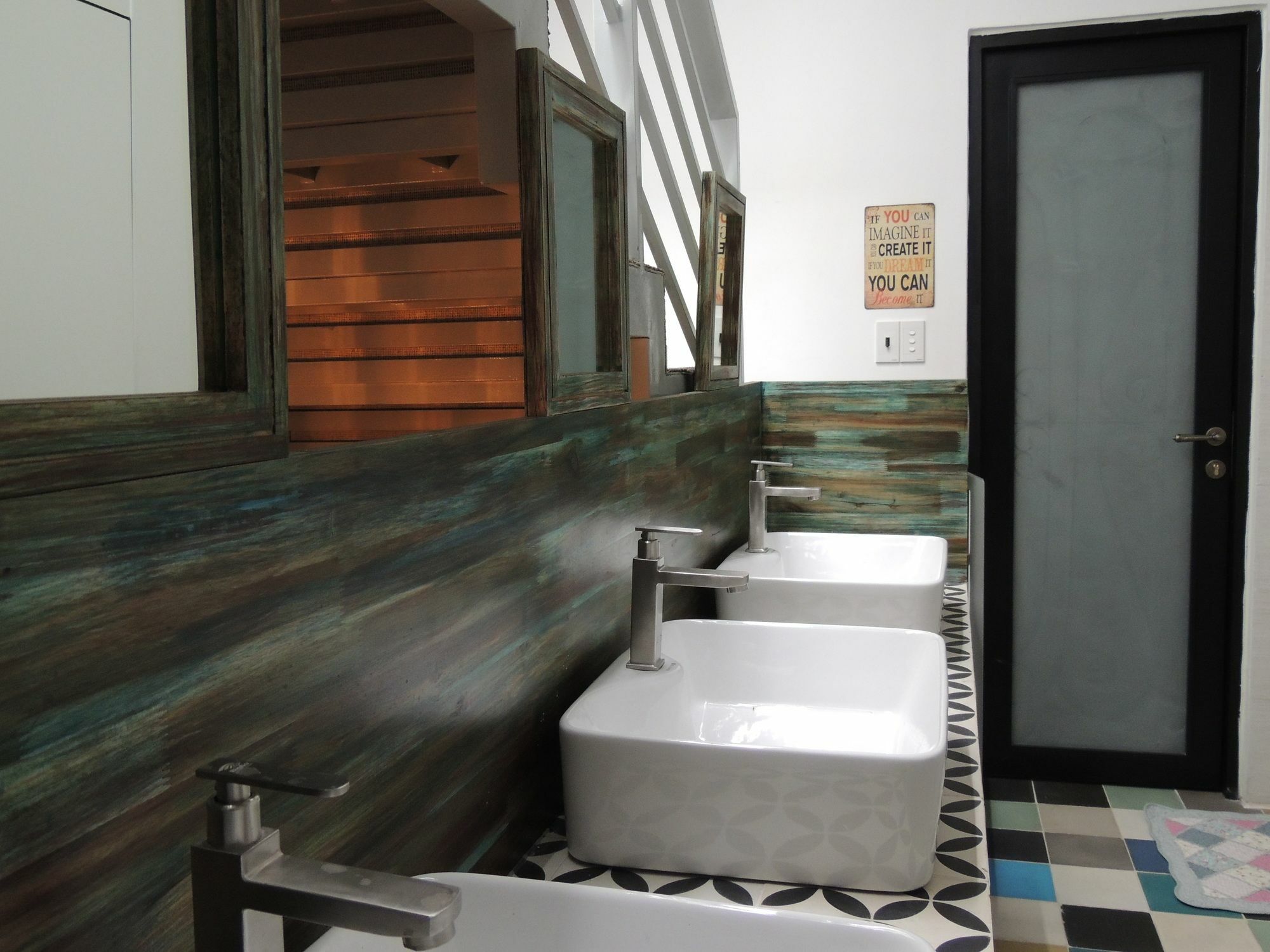Timemark Travel Homestay & Hostel Bandar Ho Chi Minh Luaran gambar