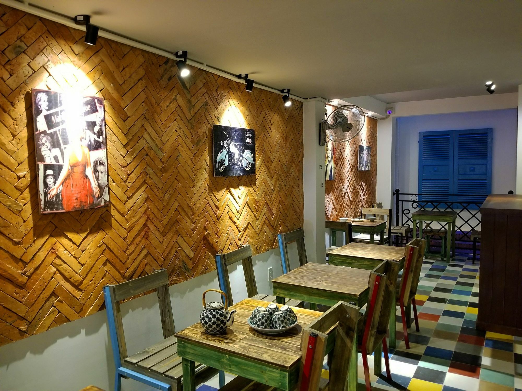 Timemark Travel Homestay & Hostel Bandar Ho Chi Minh Luaran gambar